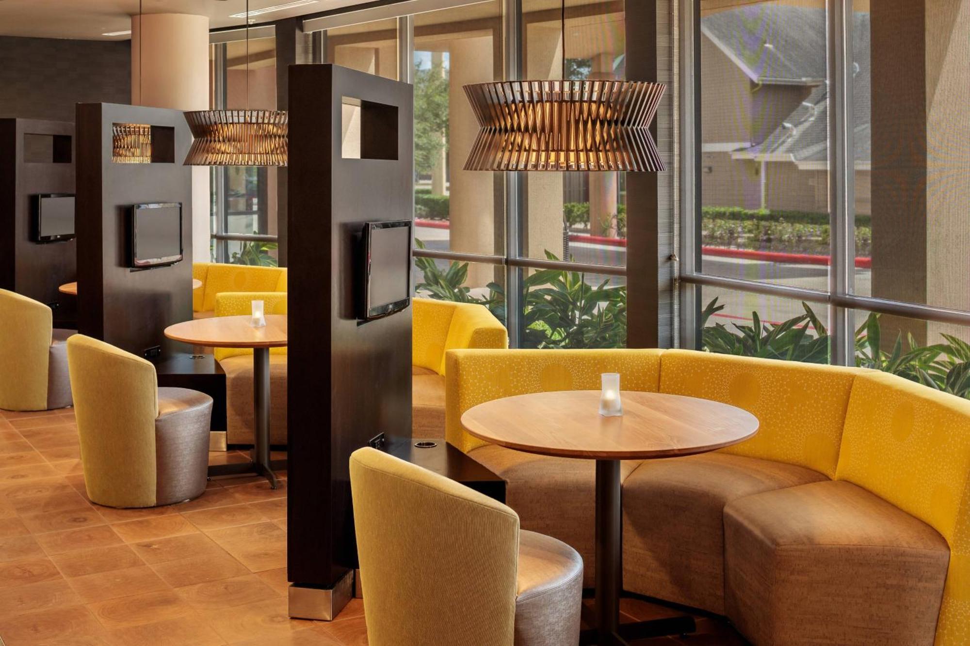 Hotel Courtyard By Marriott Medical Center/nrg Park 3*